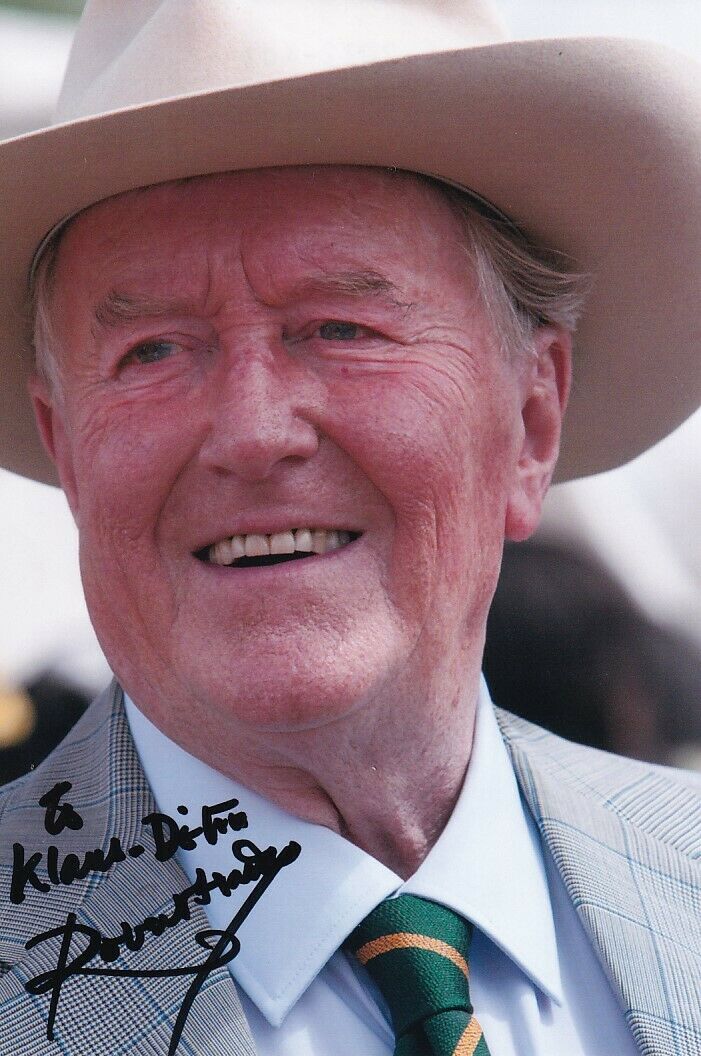 Robert Hardy