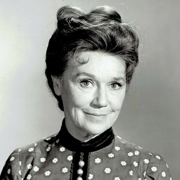 Jeanette Nolan